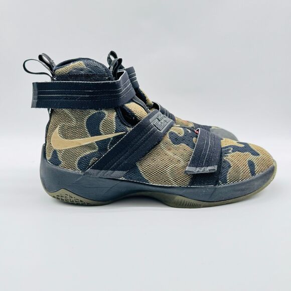 Nike Soldier 10 Lebron James Boys 7Y Black Green Camo Sneakers 45121-022 Shoes - Picture 1 of 11